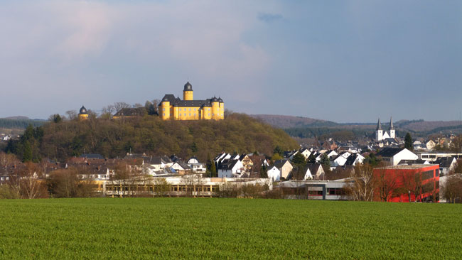 Freizeittipps vom Kutscherhaus - Stadt Montabaur - Altstadt, Schloss und ICE-Park